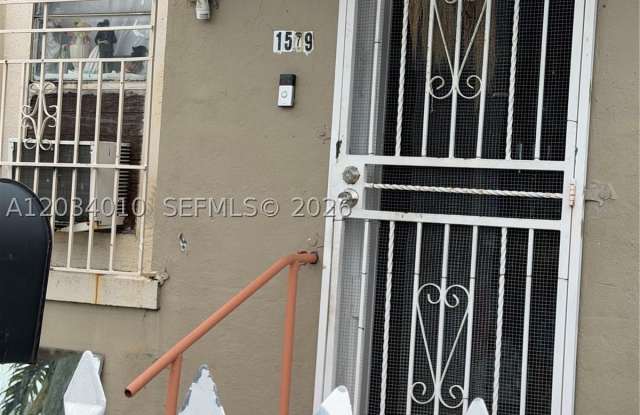 1579 NW 68th St photos photos