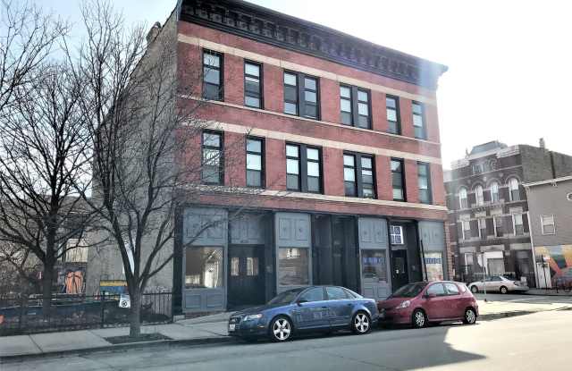 1841 South Carpenter Street Gallery 2