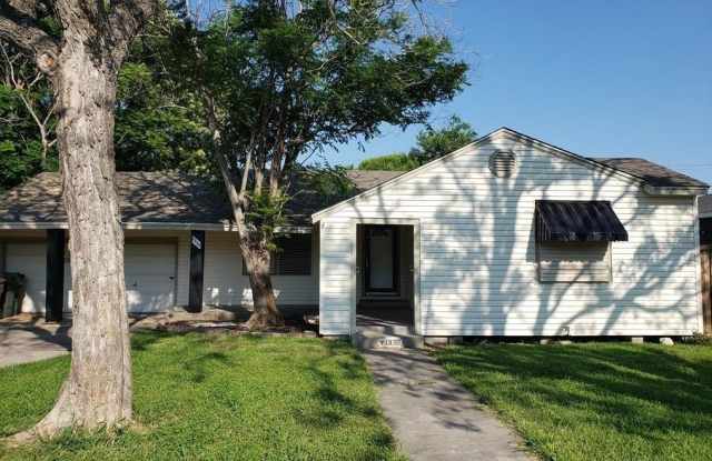 1330 Florida Avenue - 1330 Florida Avenue, Corpus Christi, TX 78415