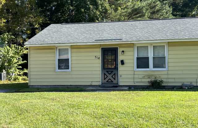 514 Williams Street - 514 Williams Street, Jacksonville, NC 28540