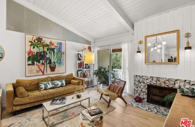 6425 Green Valley Cir - 6425 Green Valley Circle, Culver City, CA 90230