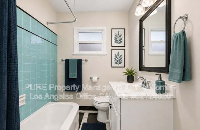 4615 W 168th Street Gallery 3