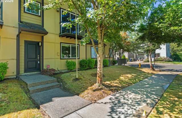 Modern 2 Bedroom Condo Featuring Main Level Bonus Room and Two Ensuite Bedrooms photos photos