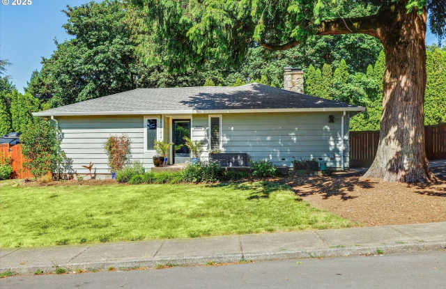 Bull Mountain Gem – Single-Level 3BR with 2 Living Areas, Large Yard & Pergola Patio photos photos