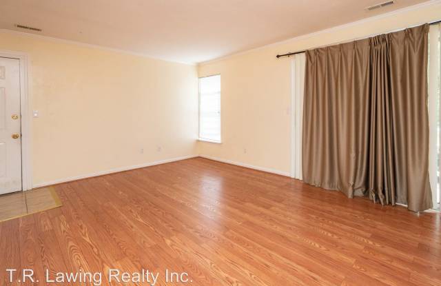 9615 Vinca Circle Unit K Gallery 2