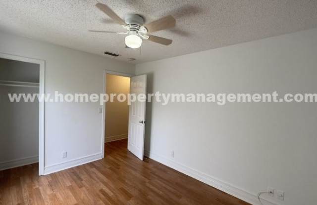 5340 Bosque Ln. Gallery 4