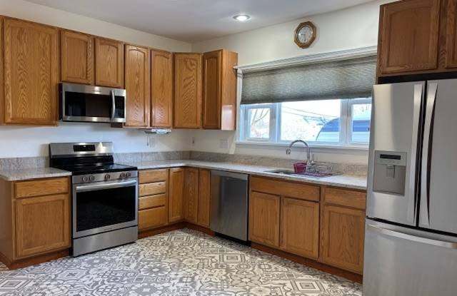 527 Alexander Street photos photos