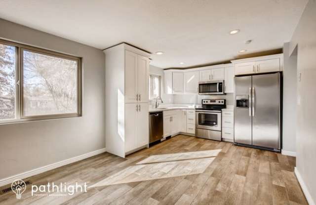 667 West 2200 North Gallery 2
