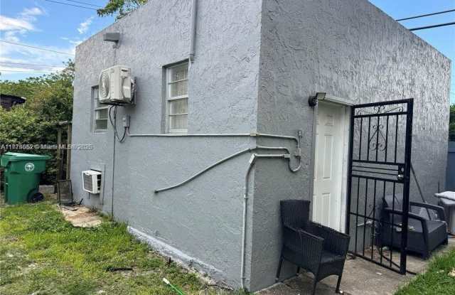 1234 NW 52nd St photos photos