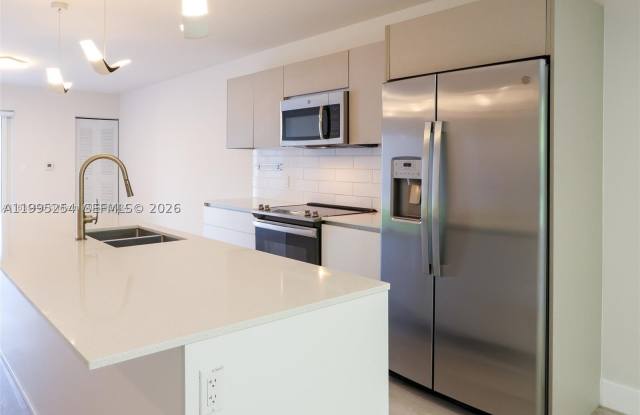2555 NE 193rd St photos photos 2555 NE 193rd St photos photos