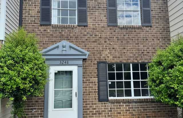 Renovated 2 Bedroom Townhouse East Henrico Area photos photos