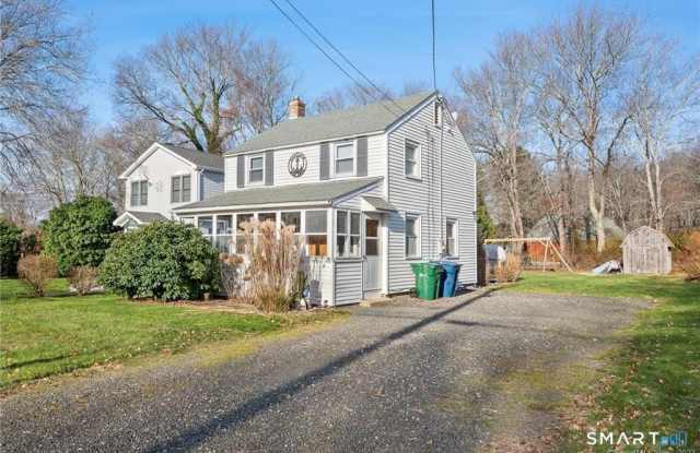 121 Shore Road Gallery 1