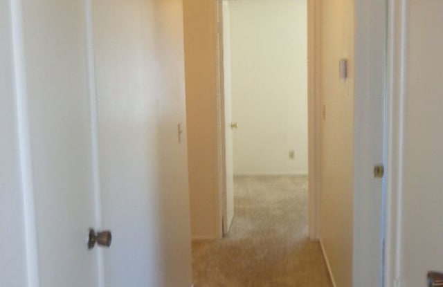 2 Bedroom Condo Gallery 4