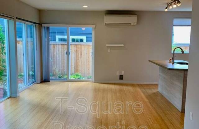 4755 Delridge Way SW Gallery 3