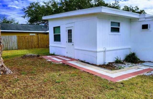 6267 HAMPTON DRIVE N - 6267 Hampton Drive North, St. Petersburg, FL 33710