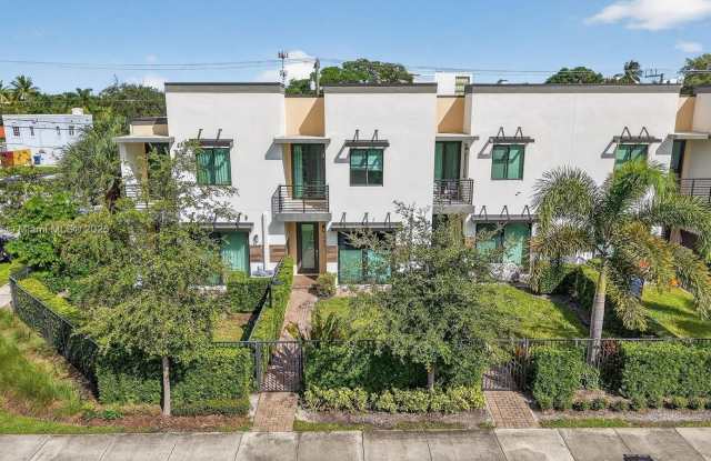 1402 SW 4th Ave - 1402 Southwest 4th Avenue, Fort Lauderdale, FL 33315