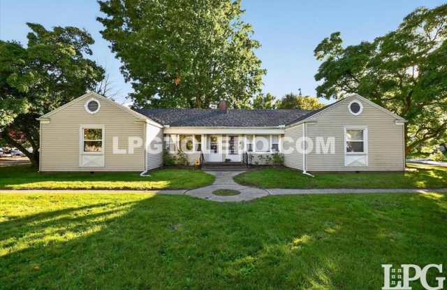 3735 Shellbourne Rd. Gallery 1