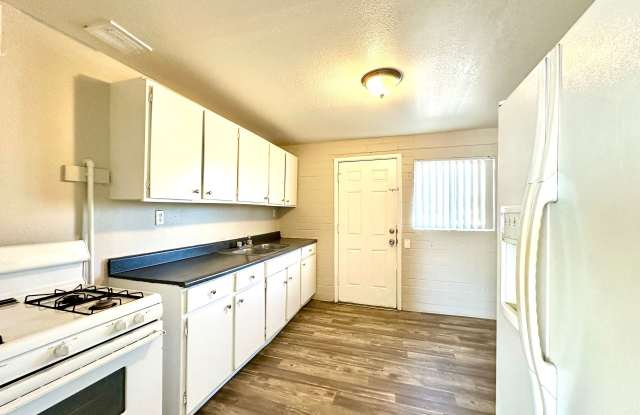 Welcome to The Commons at 114 Laguna! photos photos
