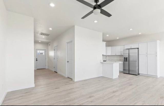 West Valley Stunning Duplex Gallery 3