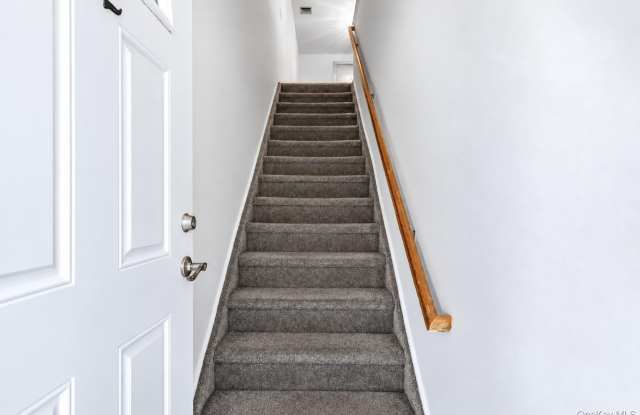 22 Ridgewood Drive Gallery 3