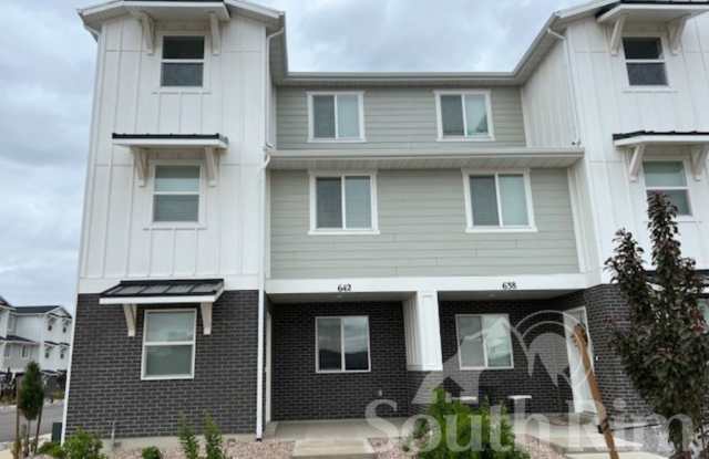 642 Frost Street - 1 photos photos 642 Frost Street - 1 photos photos