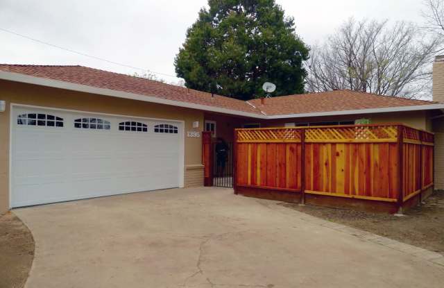 Single-Story Home on a Spacious Corner Lot Near Westgate photos photos
