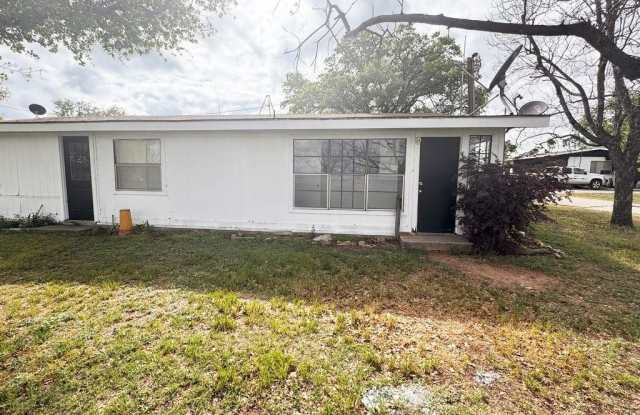 105 Lake Breeze Drive photos photos