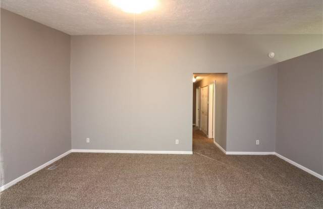 3827 Ireland Drive Gallery 2