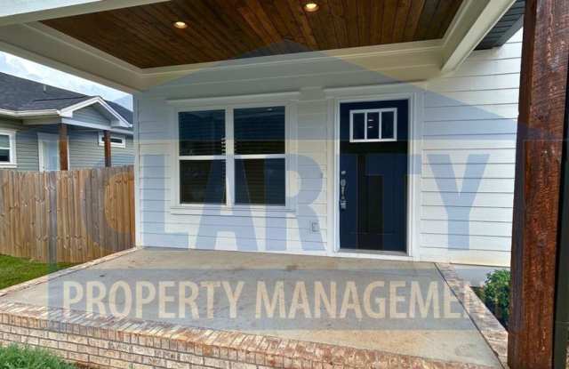 Three bedroom single level home! Gallery 4