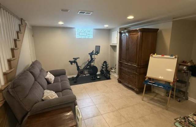 6953 West Summerdale Ave. Gallery 3