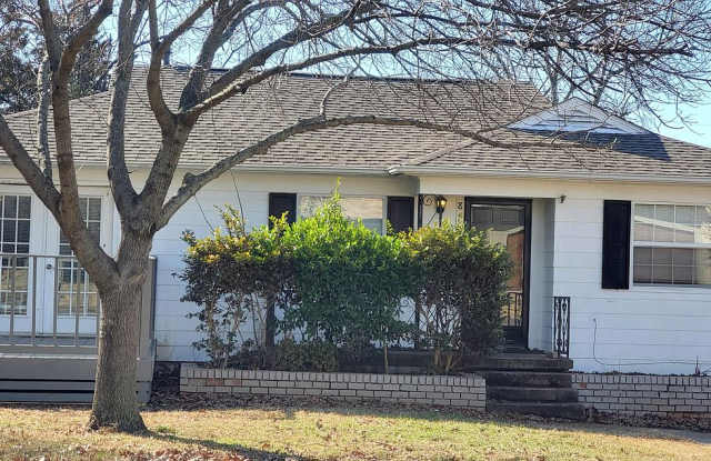 8519 Ridgelea St - 8519 Ridgelea Street, Dallas, TX 75209