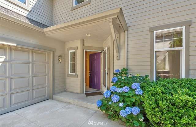 9820 Northeast 130th Place Gallery 2