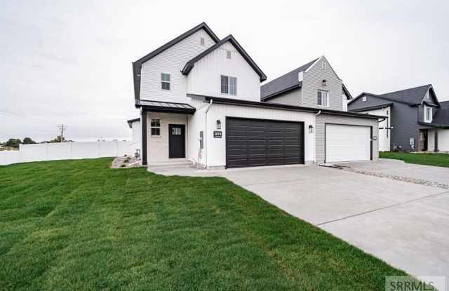 2078 47th Street - 2078 47th Street, Ammon, ID 83401