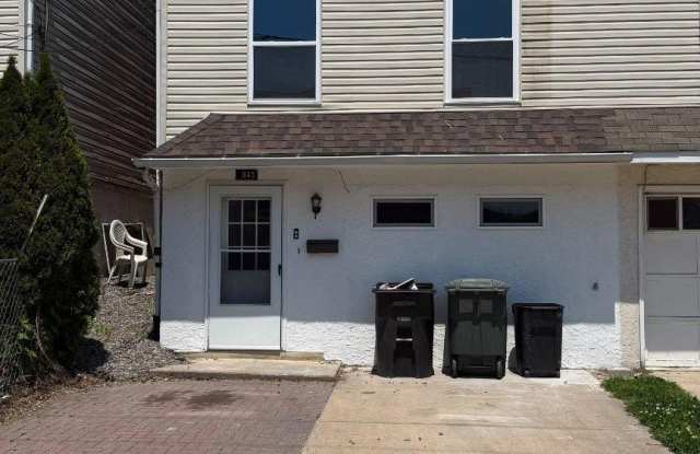 845 POPLAR Street photos photos