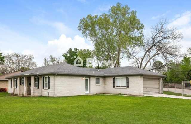 9242 Derrik Drive Gallery 4