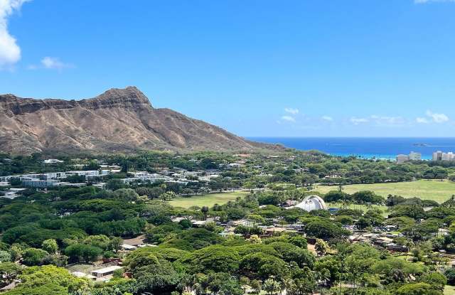 Diamond Head Vista...Breathtaking views, high floor, A/C, open lanai photos photos