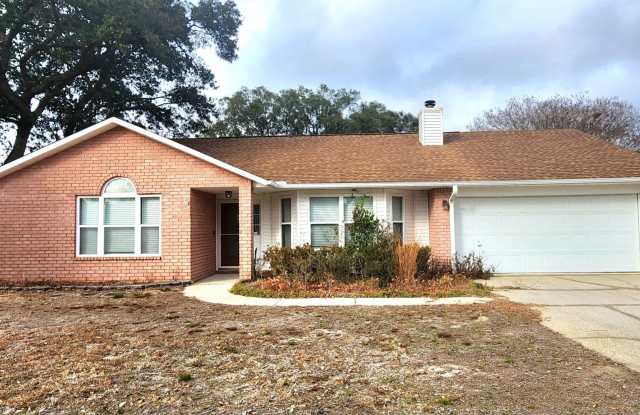 Charming Rental with Extra Parking – Must-See! - 3314 Marion Oaks Way, Warrington, FL 32507