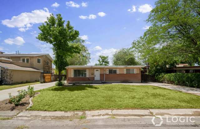 Beautiful Spacious Home in Great Sandy Location! photos photos