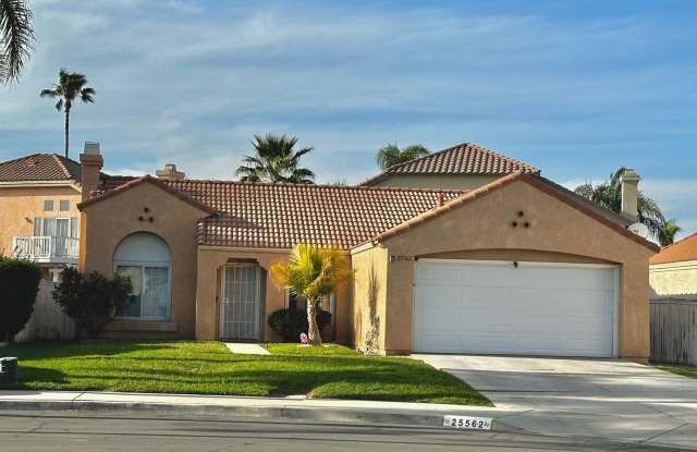 3BD/2BA House - Moreno Valley, CA - 25562 Cascada Circle, Moreno Valley, CA 92551