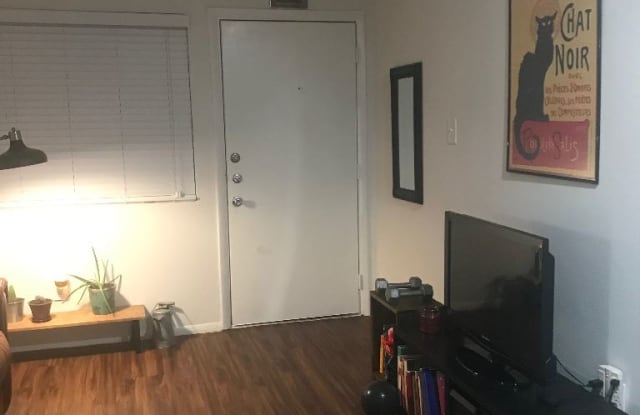 2882 BARTON SKWY - 2882 Barton Skyway, Austin, TX 78746