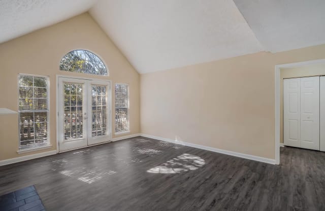 Wynfield Trace photos photos