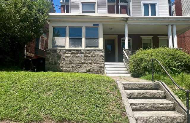 1509 N. Franklin St. - 2 photos photos