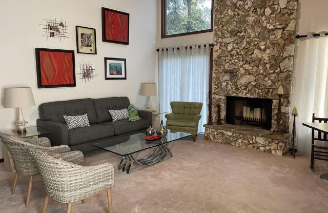 281 Bayridge Court Gallery 2
