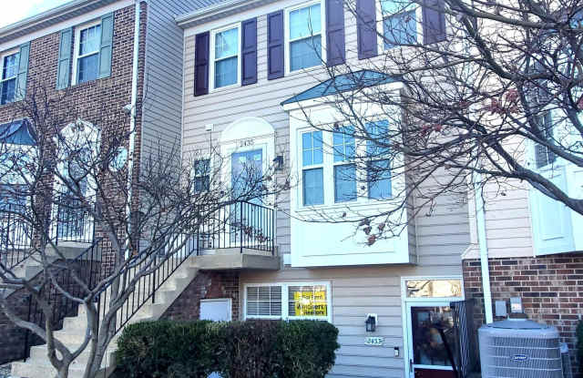 2433 WENTWORTH Drive photos photos