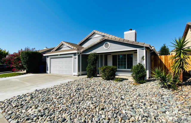 Comfy 3 Bedroom Single Story photos photos Comfy 3 Bedroom Single Story photos photos