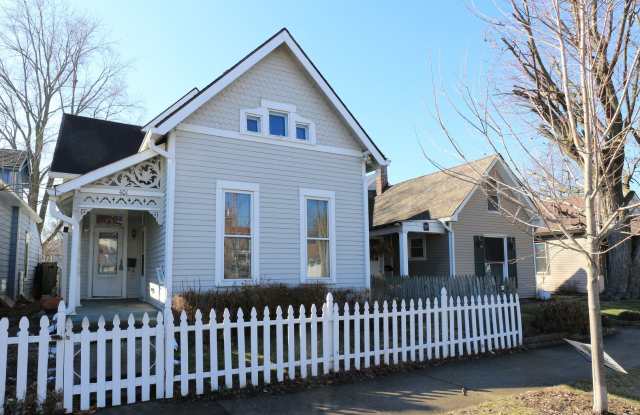 3 Bedroom Bates-Hendricks Home! photos photos