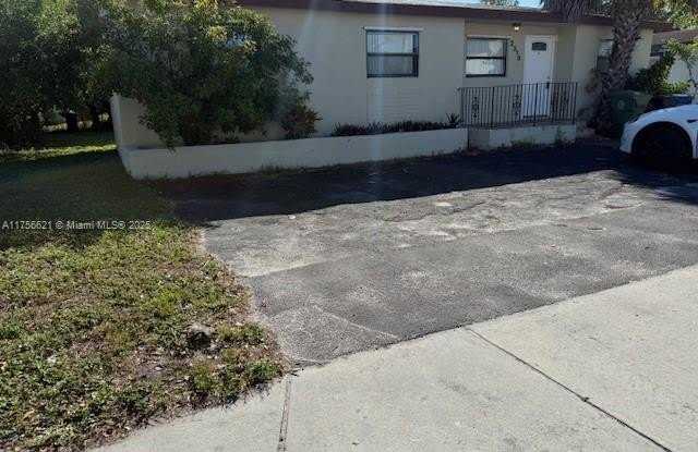 2310 NW 31ST AVE photos photos