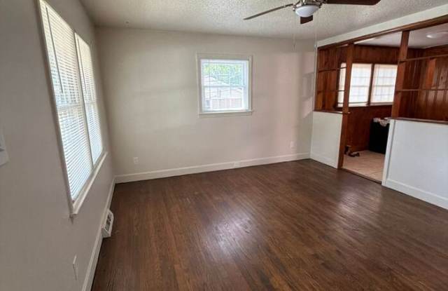 4410 Brooktree Drive Gallery 4