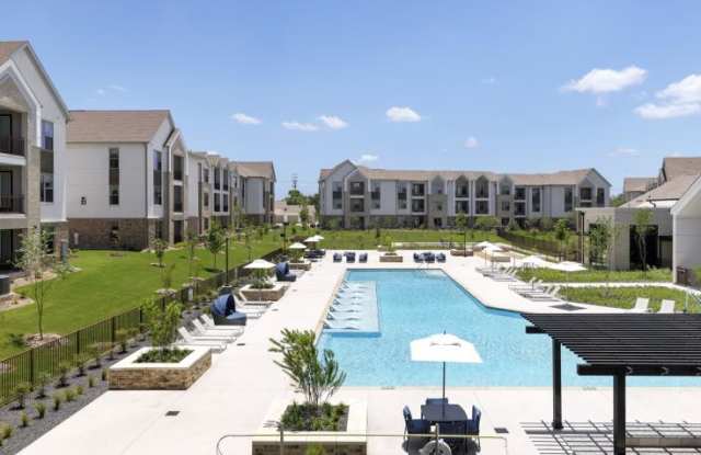 400 E Olympic Dr photos photos