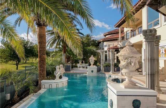 8801 Palm Greens Court Gallery 3